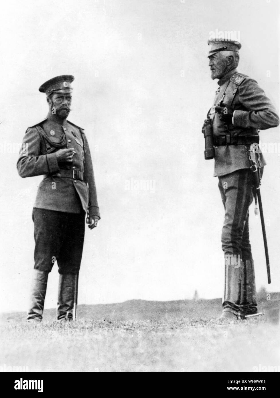 WW1/Zar Nikolaus II. von Russland mit Grand Duke Nicholas. Stockfoto