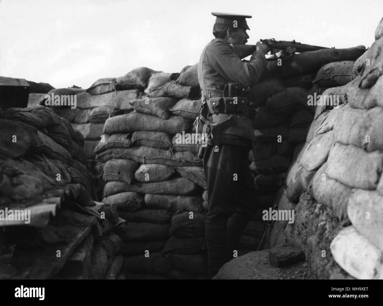 WW1: Sniper in der vorderen Linie graben. 19. Oktober 1915. Stockfoto