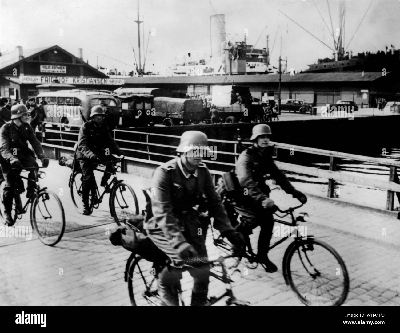 WW2: Mai 1940 Invasion Norwegens durch die Deutschen Bataillon nach Oslo aussteigen. Stockfoto