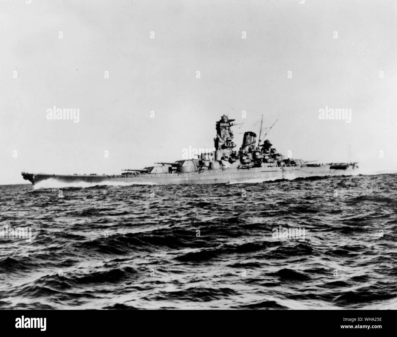 Japanische Schlachtschiff Yamato auf Versuch aus Sata-Point Western Binnenmeer. 30. Oktober 1941. WWII Navy Schiffe Stockfoto