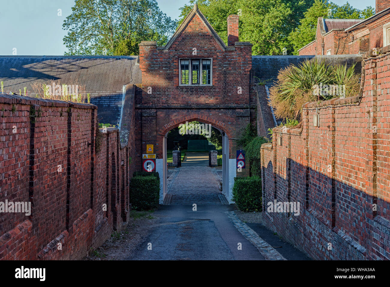 Blick auf Cobham Hall in Kent, Großbritannien Stockfoto
