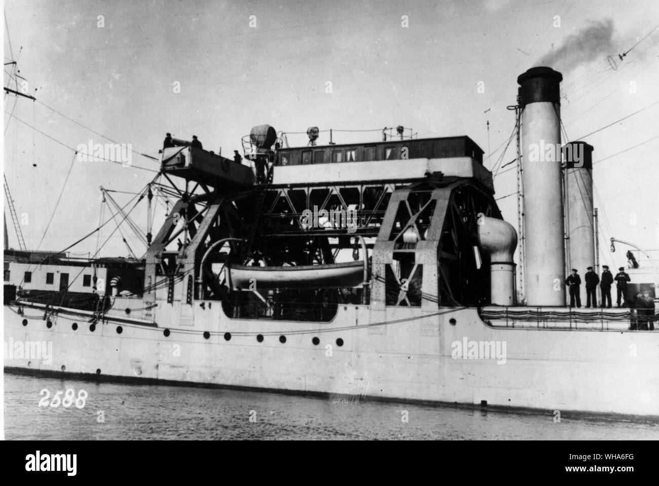 U-Boote Mutter Schiff Stockfoto