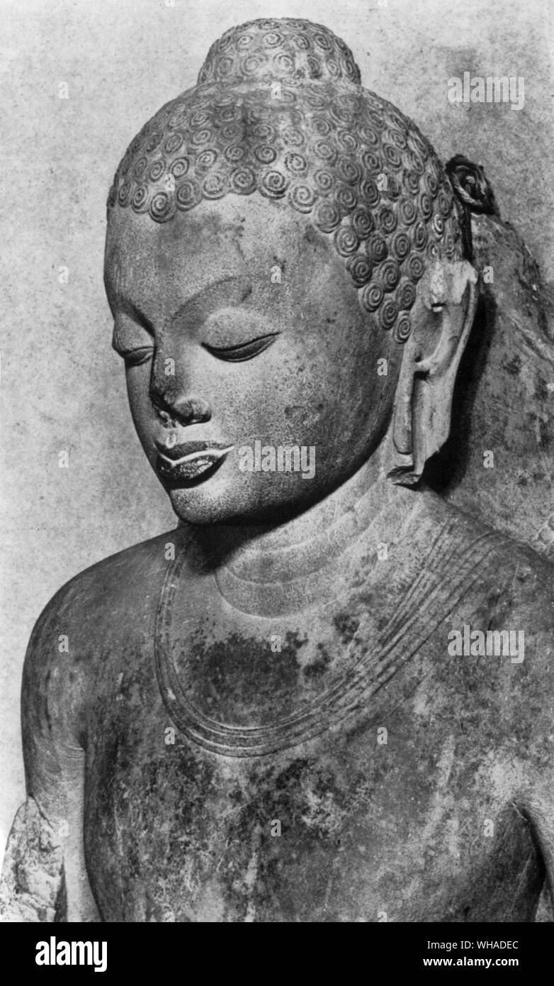Buddha, Sandstein stehend 5. Jahrhundert AD von Sarnath Indien. Neu Delhi Stockfoto