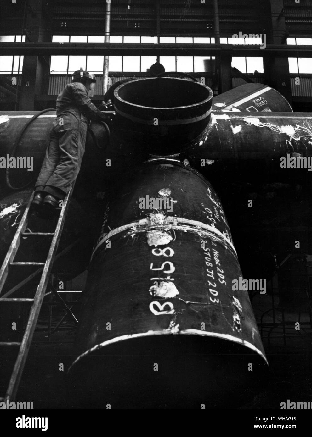 Knoten Stubs für eine Bohr-/Plattform zur Produktion von BP 40 Ölfeldern in der Nordsee in Motherwell Bridge Engineering Glasgow. März 1973 Stockfoto