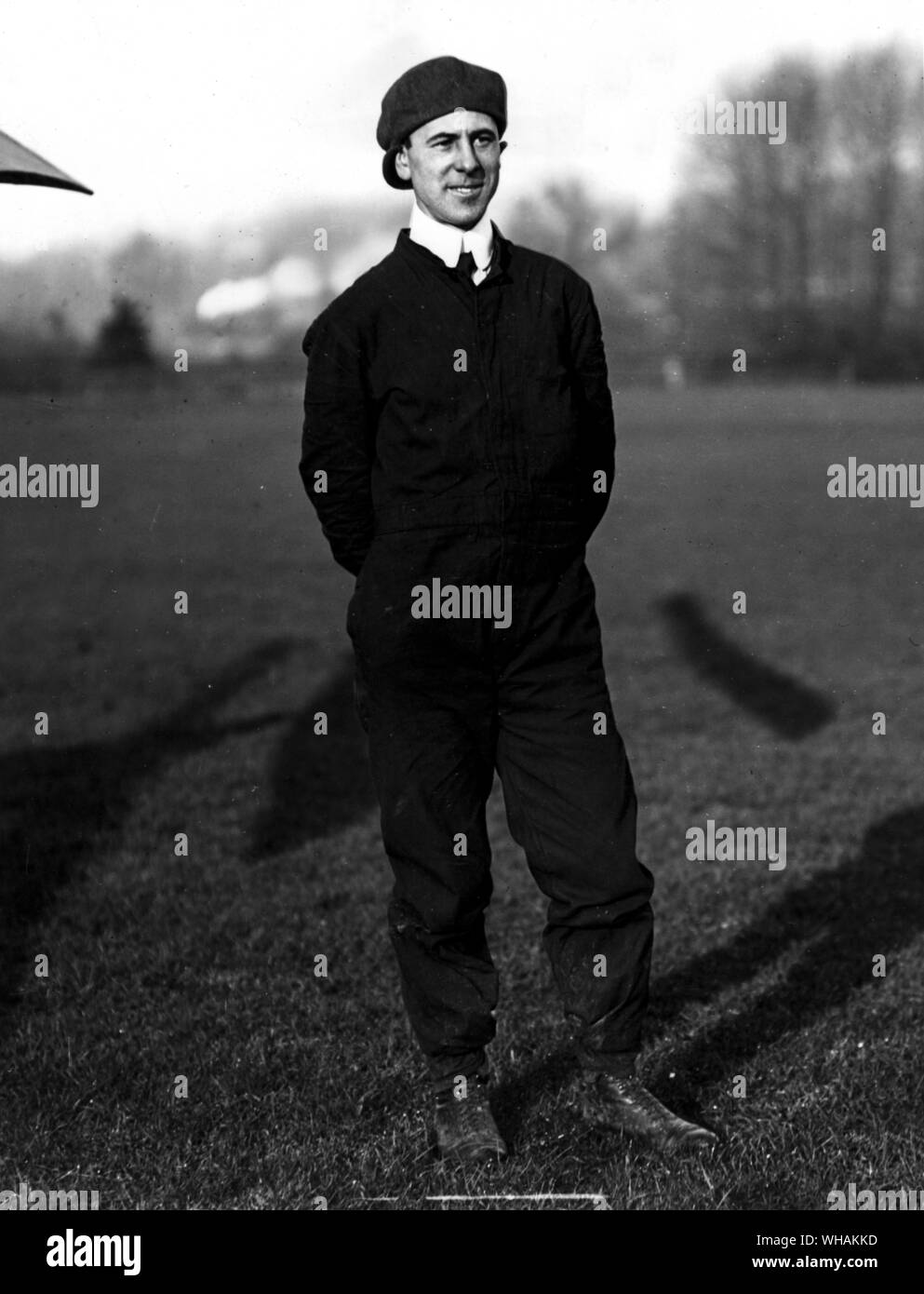 Sir Alliott Verdon Roe. Roe, [Edwin] Alliott Verdon, Sir Englisch Pilot und Flugzeug Hersteller; 1. der Engländer zu bauen und zu fliegen Flugzeug 1908; Mitbegründer und Namensgeber von A. V. Roe und Co., Ltd. 1910 1877-1958. . . . . Stockfoto