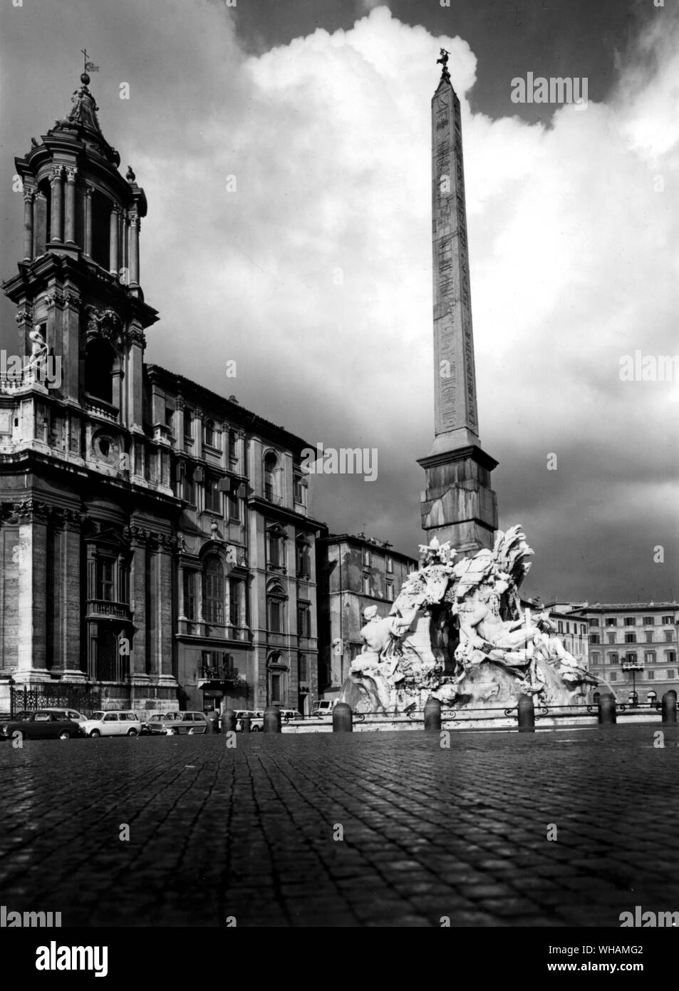 Der Brunnen der vier Ströme in der Piazza Navona Stockfoto