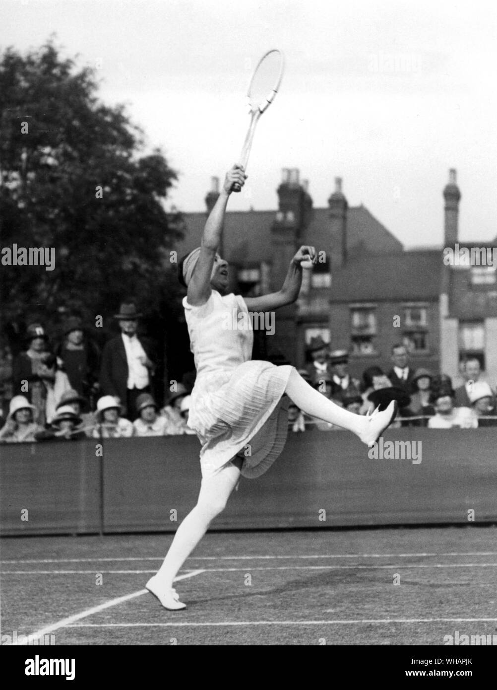Suzanne Lenglen 1926. Wimbledon. . Geboren: 24. Mai 1899. Französischen Tennisspieler. .Dominierten Frauen Tennis von 1919-26; beide Wimbledon und Französische Titel singles 6 mal gewonnen. . Gestorben: 4. Juli 1938. . Stockfoto