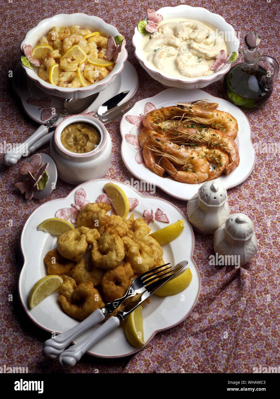Italienische Kuche Von Robin Howe Oben Links Scampi All Olio E Limone Garnelen Mit Zitrone Und Ol Dressing Rechts Gamberi Alla Panna Garnelen In Sahnesauce Mitte Scampi Alla Griglia Gegrillte