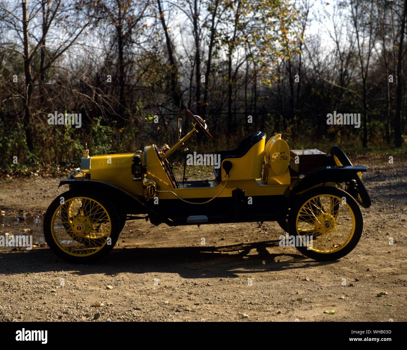 Verkehr Straße 1914. Ford Model T Speedster Stockfotografie - Alamy