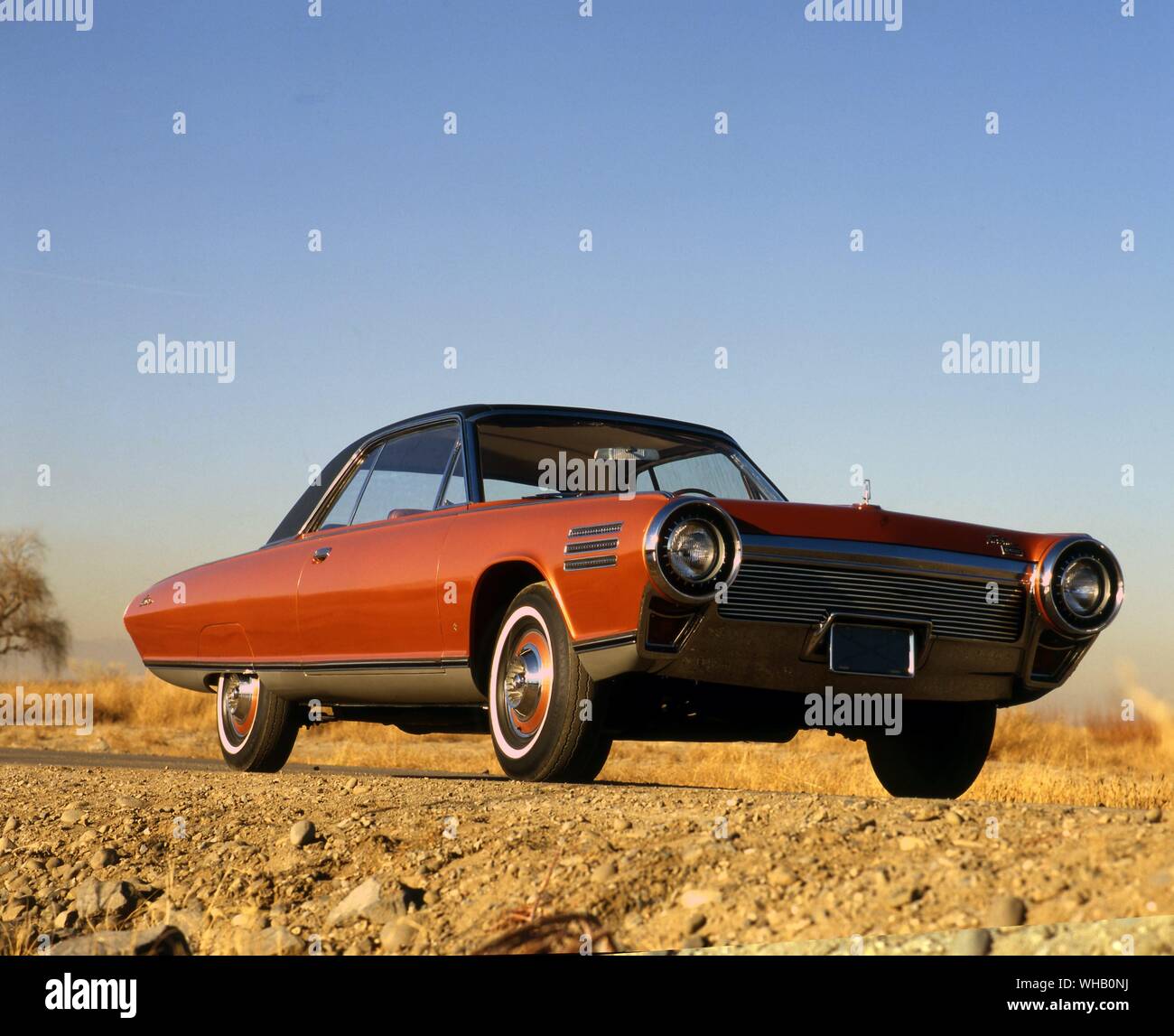 1963 Chrysler Turbine experimentelle Motor: Turbine HP 130 Körper von Ghia von Italien. 50 von Ghia. Zu ausgewählten Mitgliedern der öffentlichen unter normalen Bedingungen zu fahren. Nachdem Chrysler ausgewertet hatten alle aber fünf zerstört wurden. Stockfoto