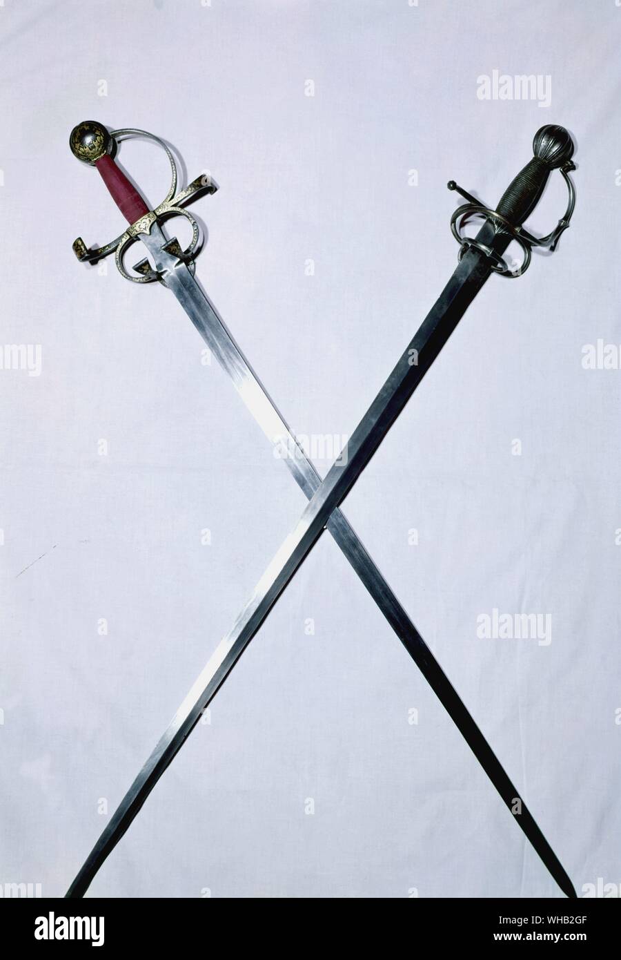 Spanisch 16. Jahrhundert Schwerter von Pizarro und Cortes. Patrimonio Nationalen. Madrid Stockfoto
