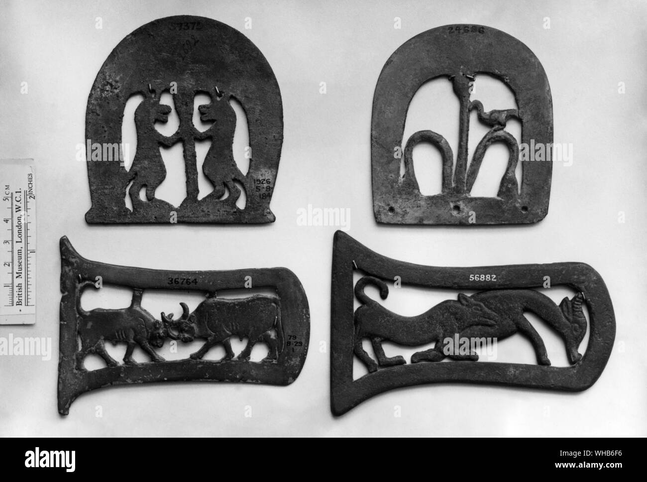 Streitaxt Köpfe aus dem XVIII Dynastie im Alten Ägypten 16. Jahrhundert v. Chr. Neuen Reiches. Stockfoto