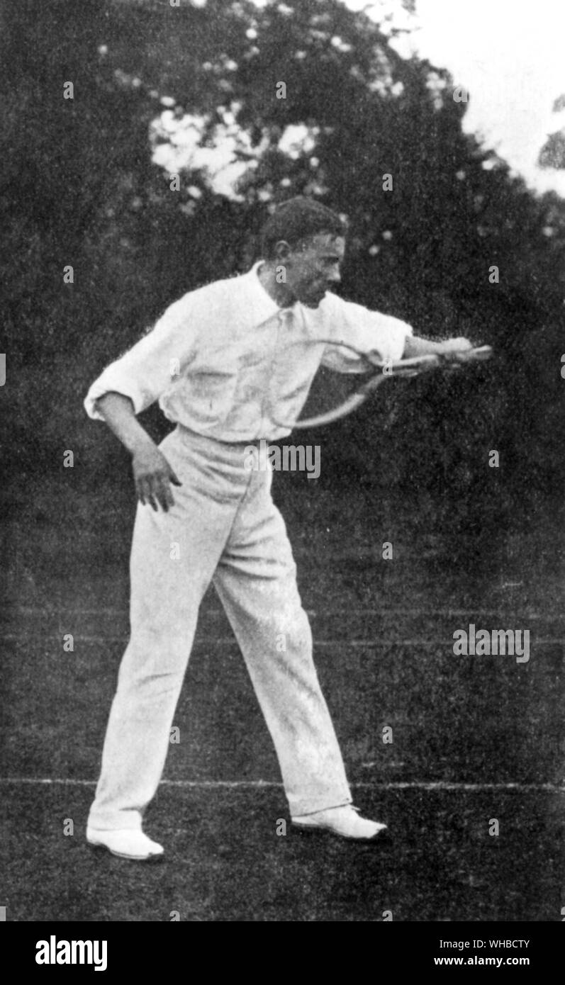 N.E. Brookes (Australien) Beginn der Rückhand volley.. Stockfoto