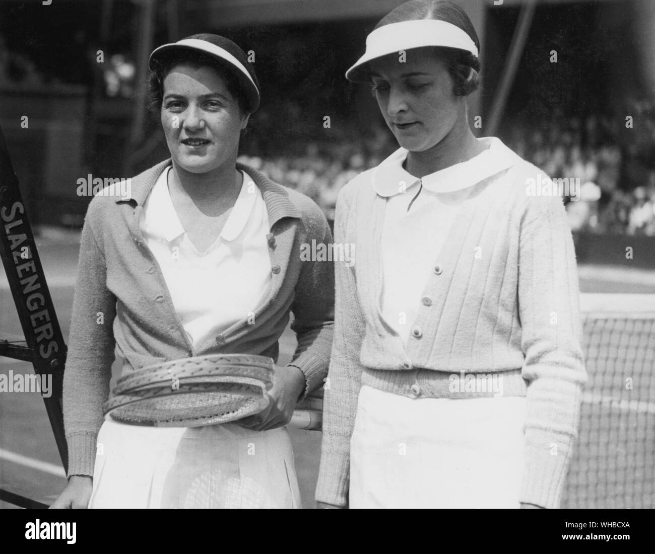 Joan Hartigan (Australien) (rechts) und Margaret Scriven (GB) 1934. Stockfoto