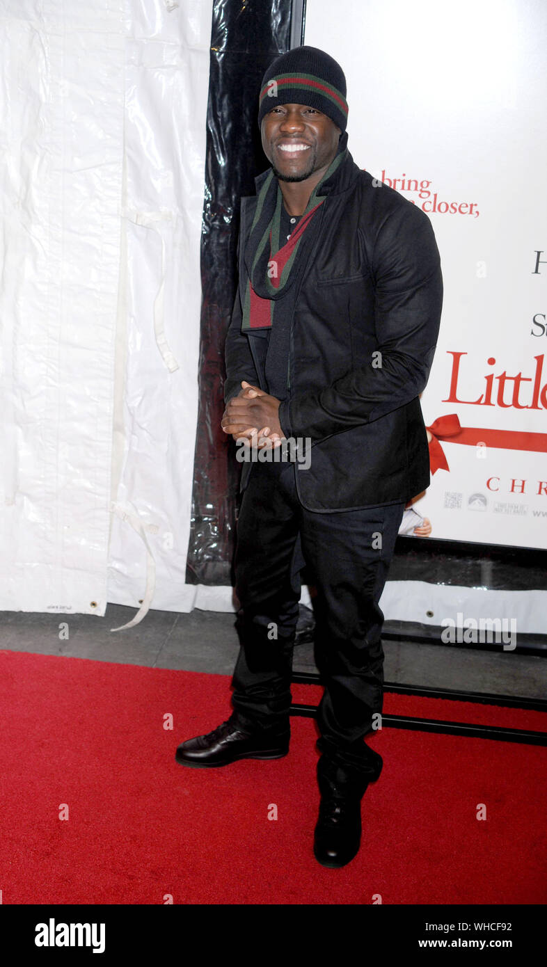 Manhattan, Vereinigten Staaten von Amerika. 17 Dez, 2010. SMG NY1 Kevin Hart Little Fockers 121510 43.JPG NEW YORK, NY - 15. Dezember: Kevin Hart besucht die Weltpremiere von "Little Fockers" im Ziegfeld Theatre am 15. Dezember 2010 in New York City. (Credit: Stürme Media Group/Alamy leben Nachrichten Stockfoto