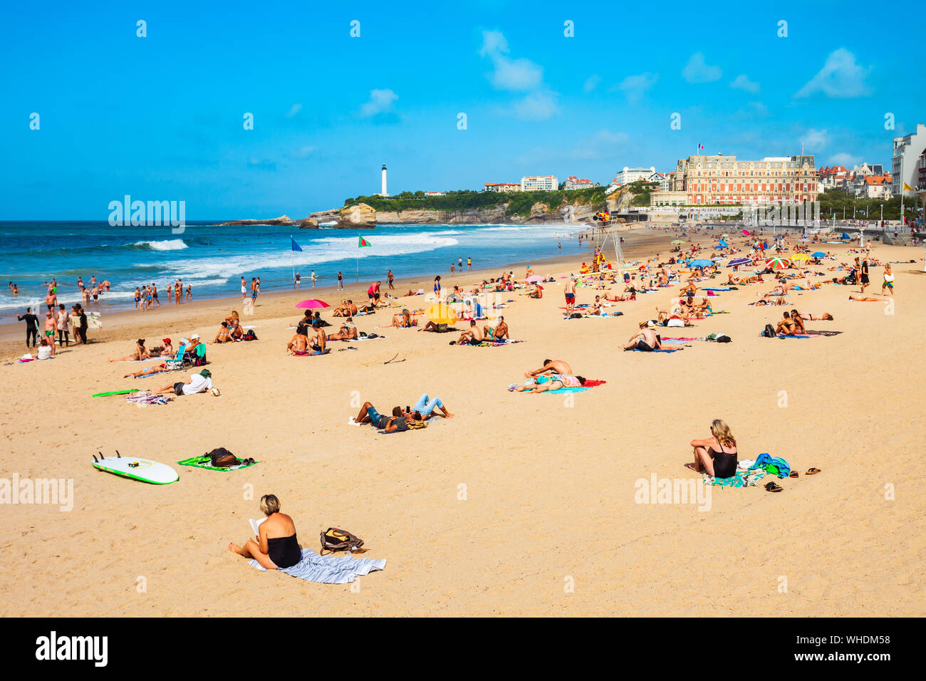 La Grande Plage ist ein öffentlicher Strand in Biarritz Stadt am Golf von Biskaya an der Atlantikküste in Frankreich Stockfoto