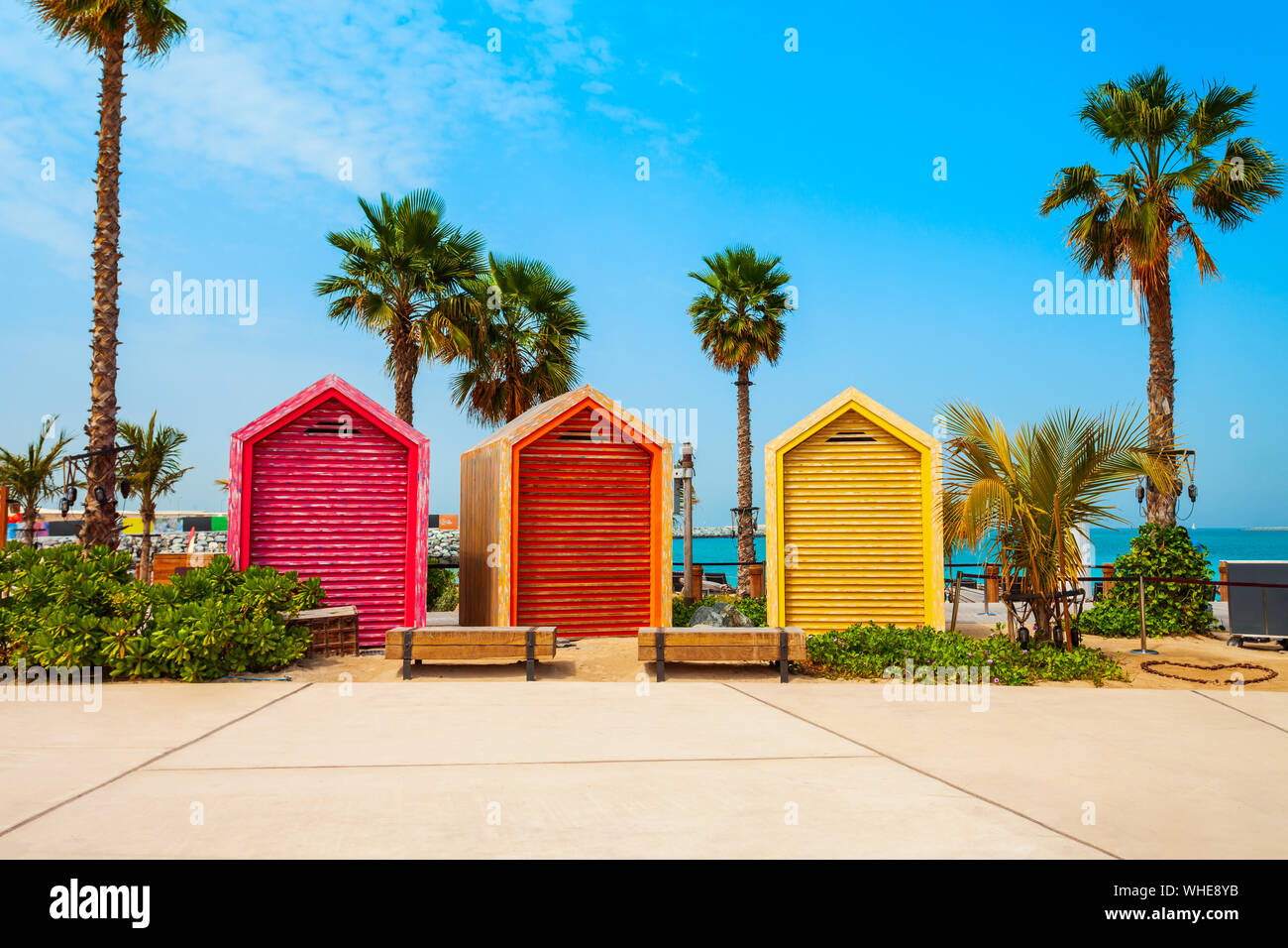 La Mer oder Jumeira Beach ist ein öffentlicher Strand in der Stadt Dubai in den VEREINIGTEN ARABISCHEN EMIRATEN Stockfoto