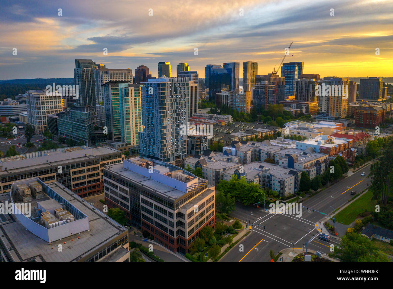 Drone Schuß der Stadt Bellevue von oben Stockfoto