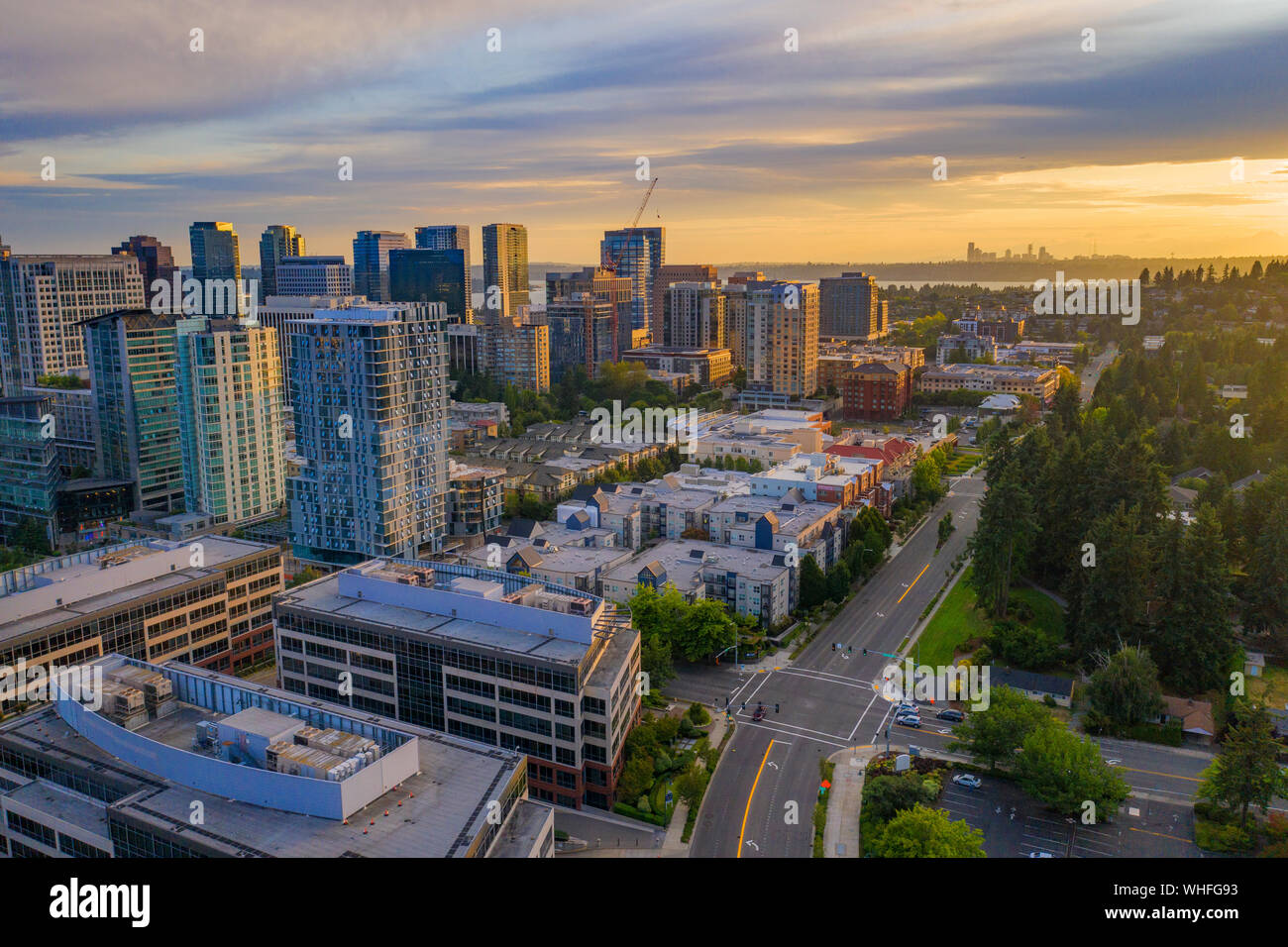Drone Schuß der Stadt Bellevue von oben Stockfoto