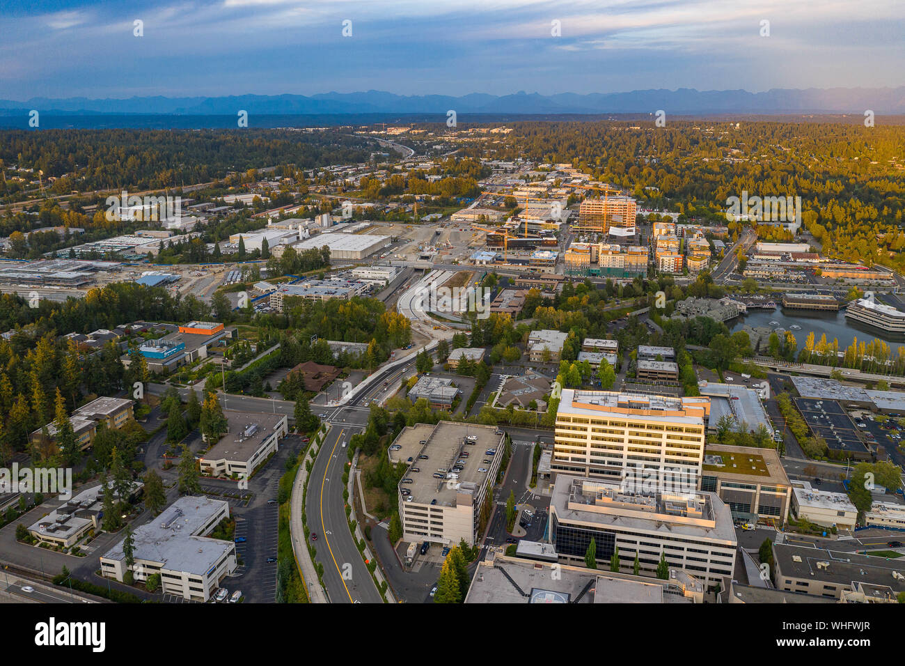 Drone Schuß der Stadt Bellevue von oben Stockfoto