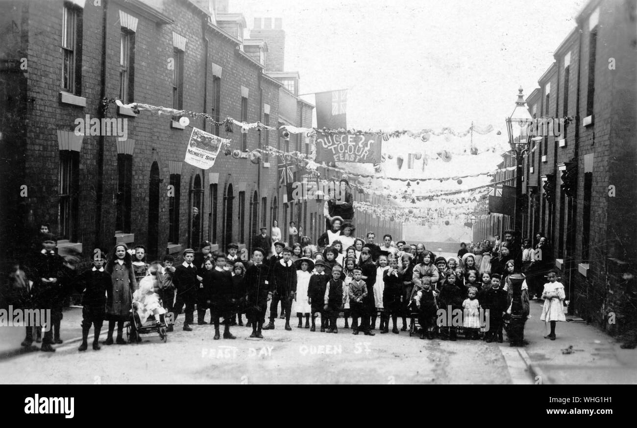 Festtag der Queen Street Balby Doncaster Stockfoto