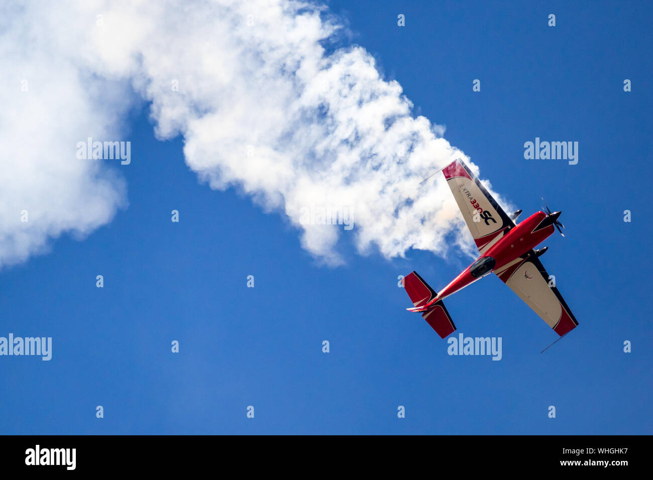 LE BOURGET PARIS - 21.Juni 2019: Extra 330SC aerobatic monoplan durchführen auf der Paris Air Show. Stockfoto