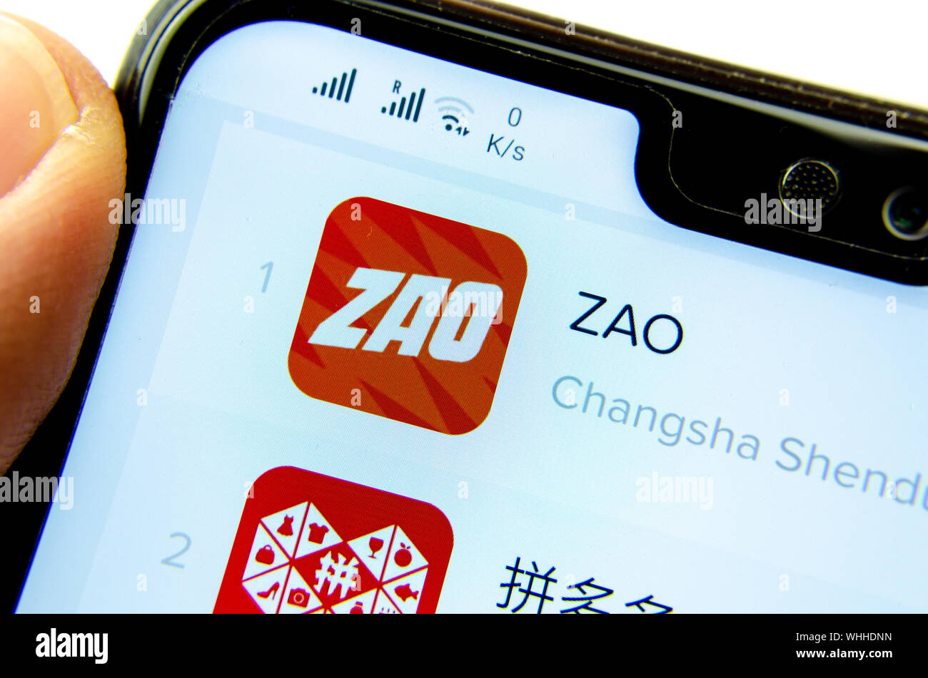 Zao App auf dem Bildschirm des Smartphones. Zao ist derzeit einer Zahl eine unterhaltsame App in China. Stockfoto