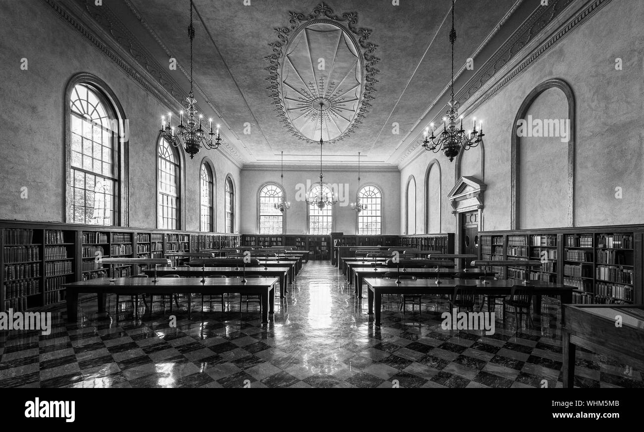 Die fearrington Lesesaal in der Louis Runde Wilson Bibliothek auf dem Campus der Universität in Chapel Hill, North Carolina Stockfoto