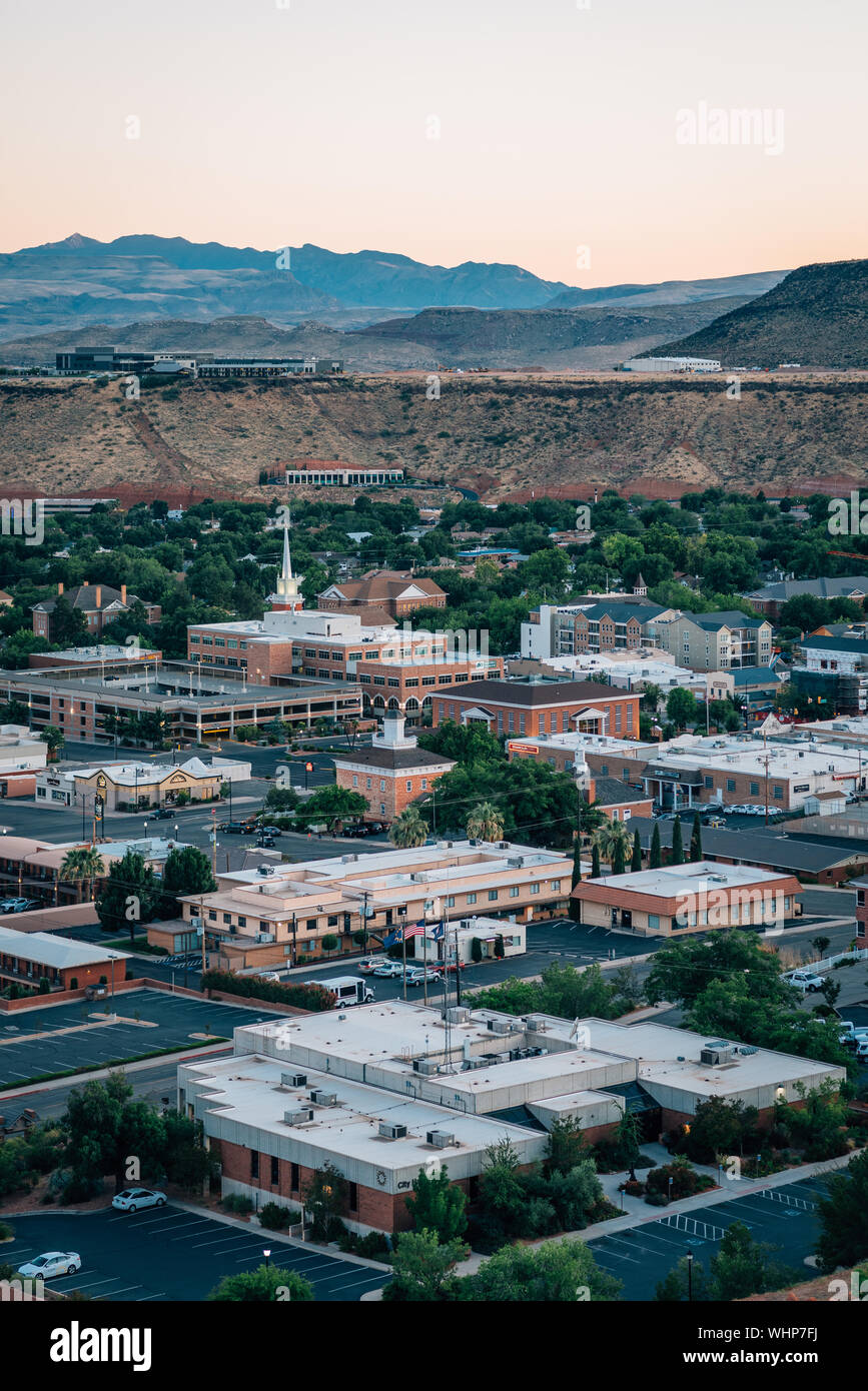 Sonnenuntergang Blick von Pioneer Park bei Sonnenuntergang, in St. George, Utah Stockfoto