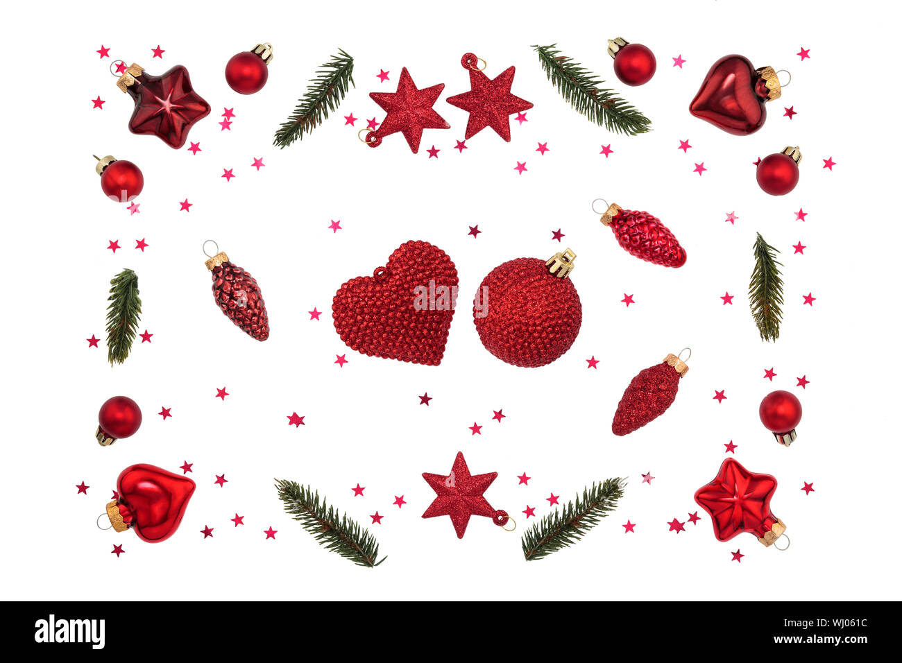 Weihnachten Dekorationen Rot auf weißem Hintergrund. Flatlay, Ansicht von oben, kopieren. Stockfoto