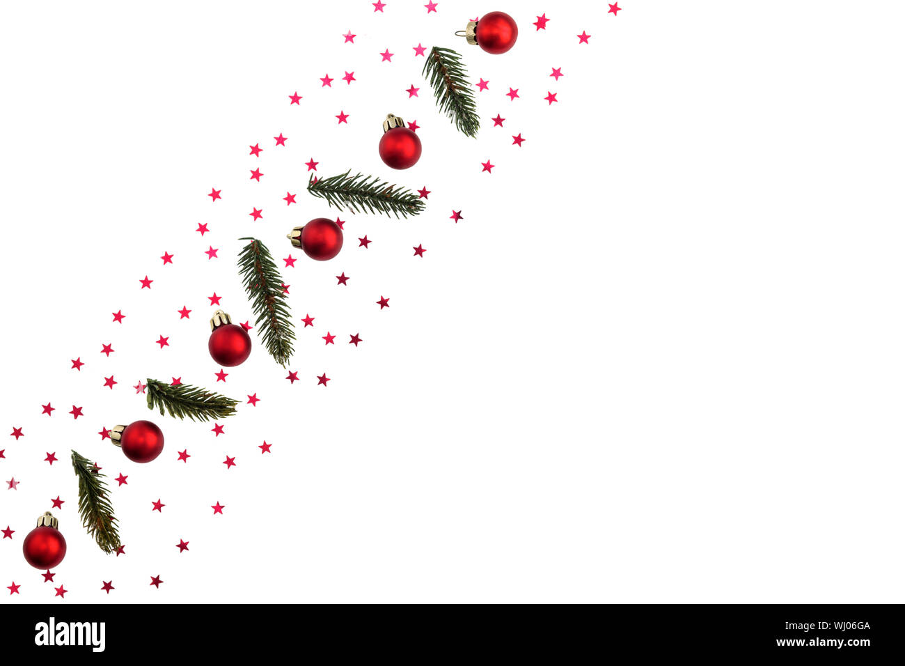 Weihnachten Dekorationen Rot auf weißem Hintergrund. Flatlay, Ansicht von oben, kopieren. Stockfoto