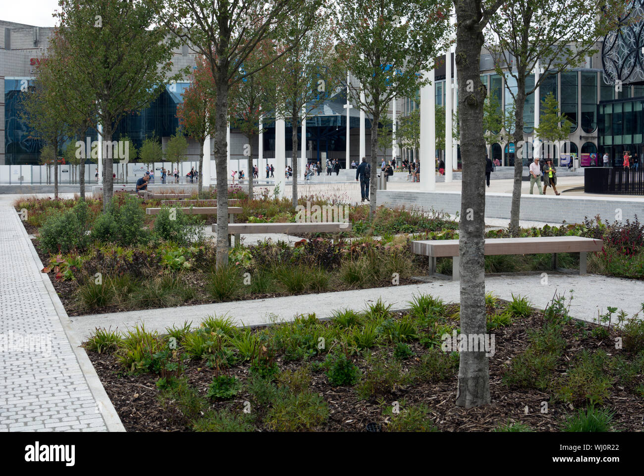 Neue Landschaftsgestaltung in Centenary Square, Birmingham, Großbritannien Stockfoto