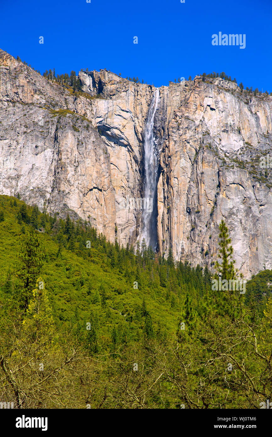 Yosemite Schachtelhalm fallen Wasserfall im Frühjahr California National Parks von UA Stockfoto