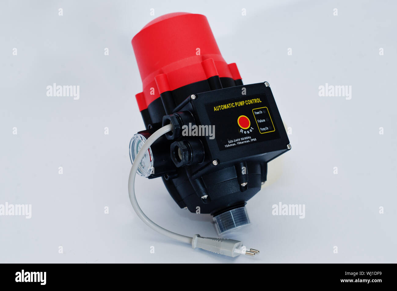 Automatische elektronische Steuerung Wasserpumpe Druckregler  Stockfotografie - Alamy