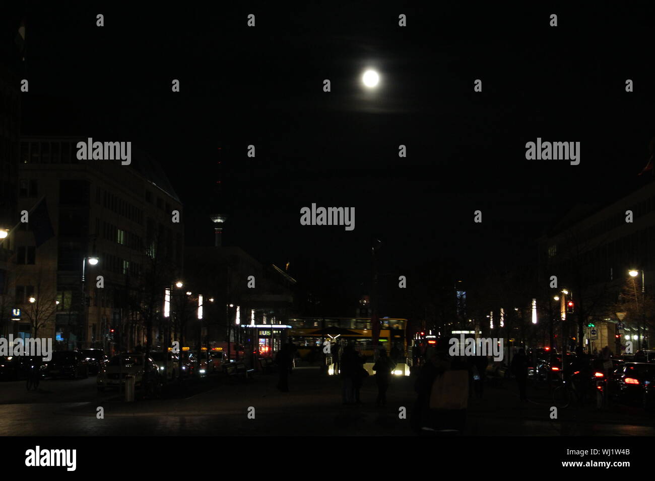 Berlin bei Nacht Stockfoto