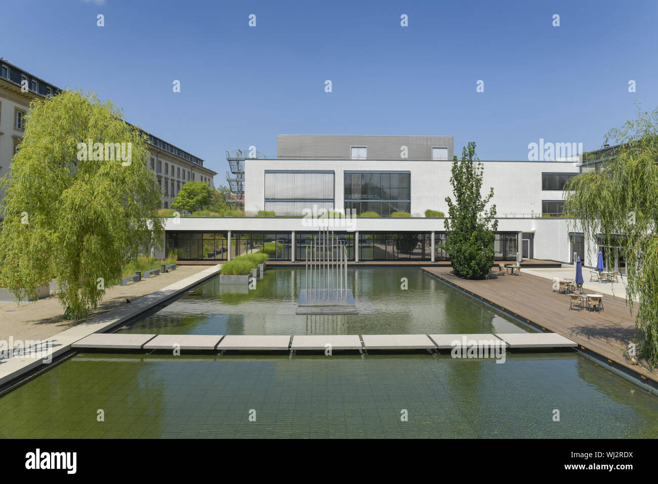 Bühne, Bühne, in Deutsch, Deutsch, Deutsch, Deutsch, Deutschland, Erfurt, Einwohner von Erfurt, funktionales Gebäude, funktionales Gebäude, Jürgen Fuchs' Stockfoto