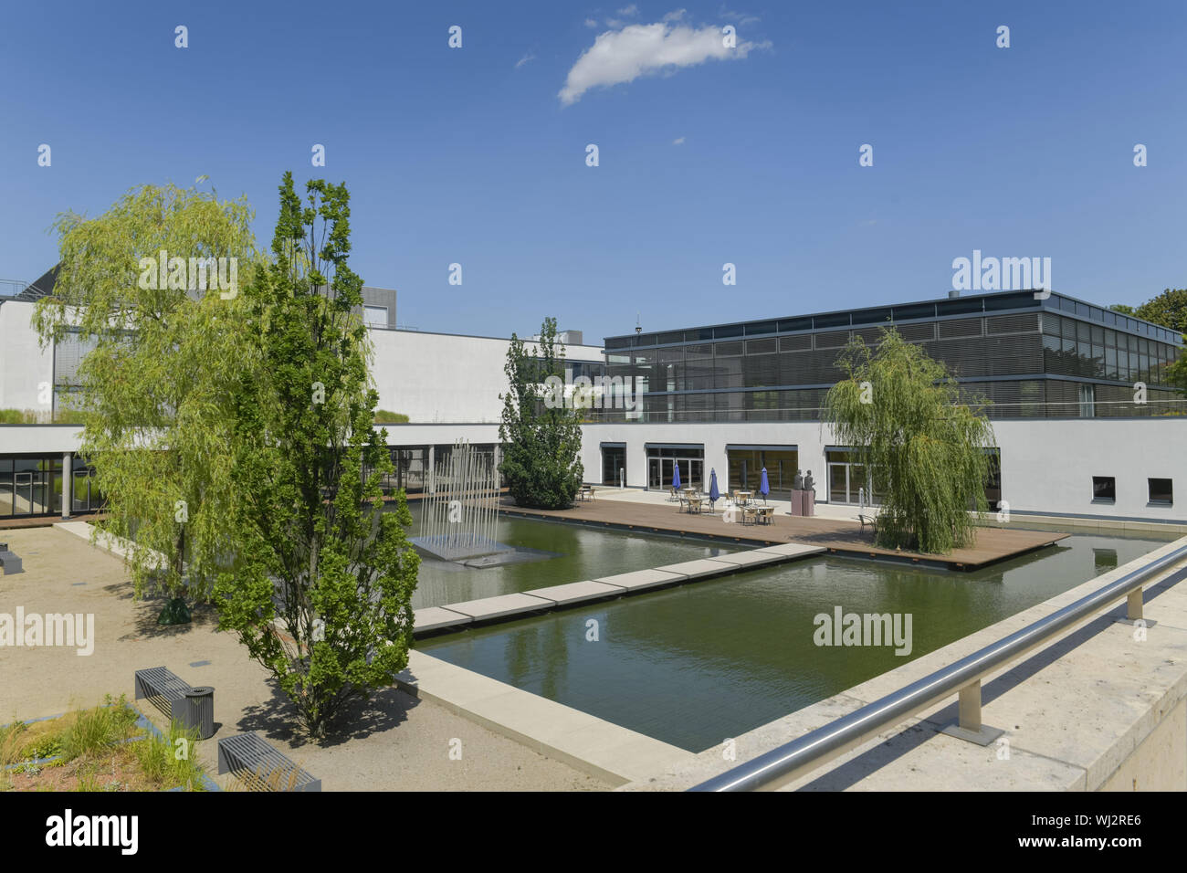 Bühne, Bühne, in Deutsch, Deutsch, Deutsch, Deutsch, Deutschland, Erfurt, Einwohner von Erfurt, funktionales Gebäude, funktionales Gebäude, Jürgen Fuchs' Stockfoto