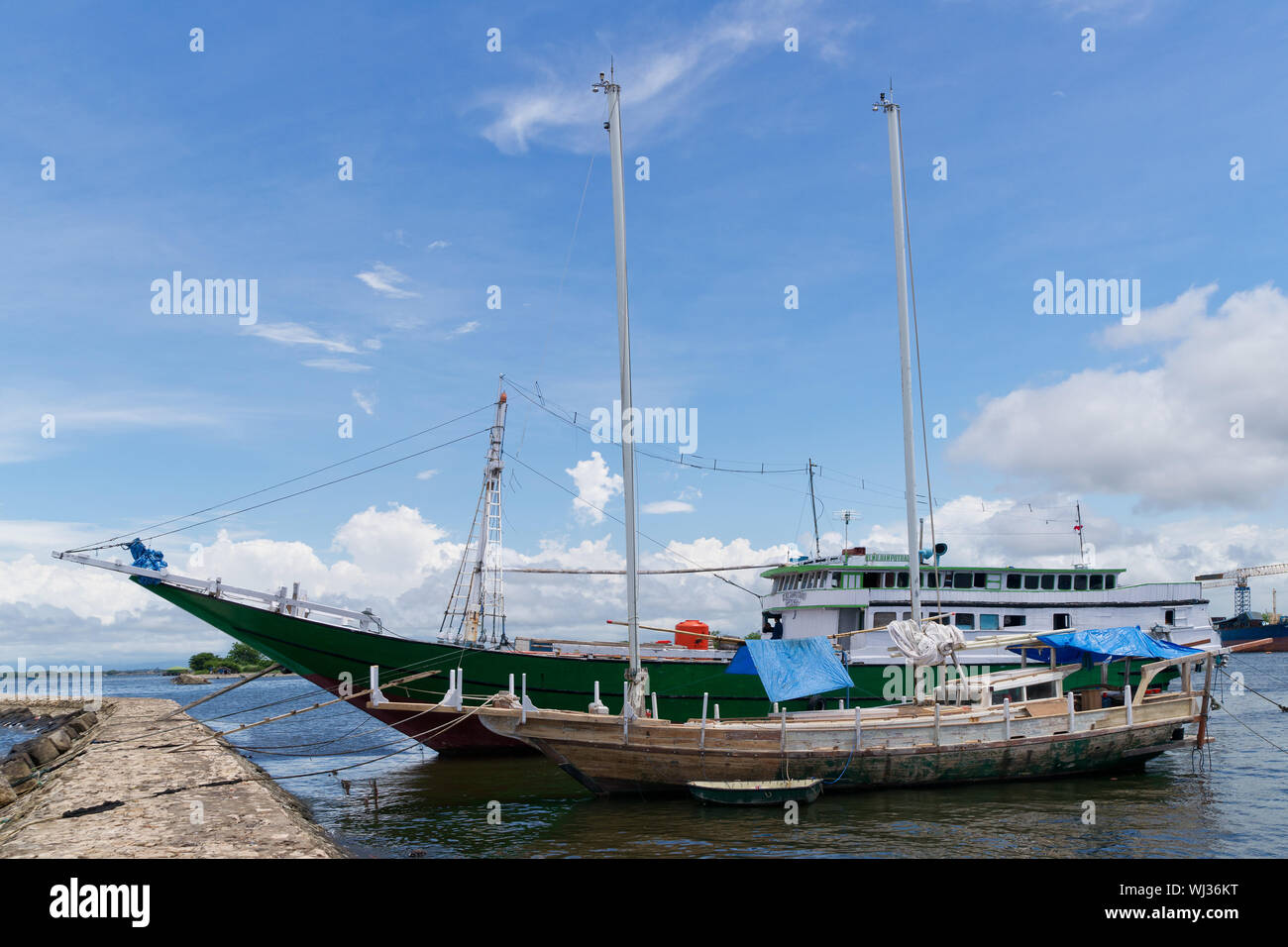 Pinisi in Paotere Hafen, Makassar, Sulawesi, Indonesien Stockfoto