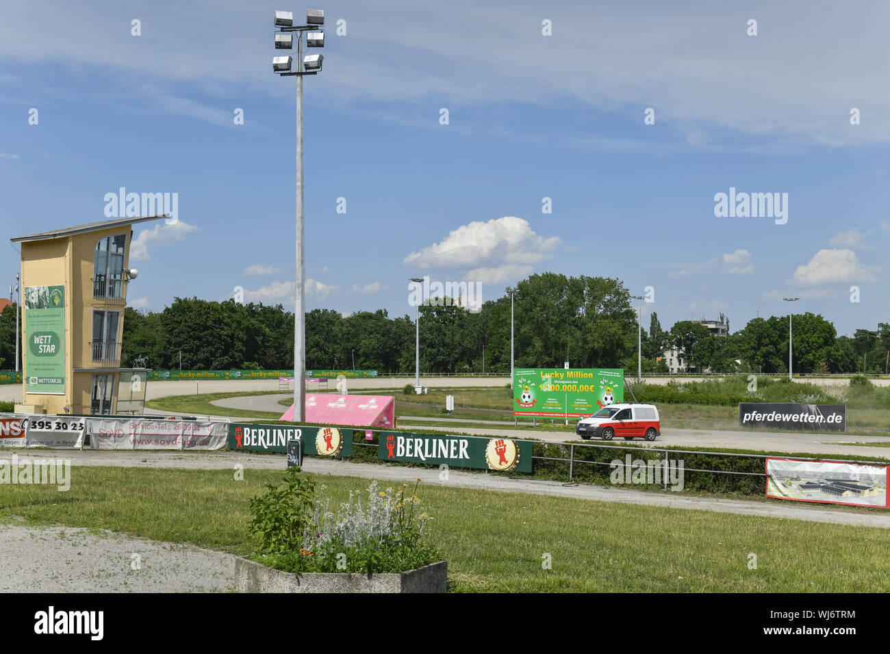 Aussicht, Berlin, Berlin - helle Berg, Deutschland, Karlshorst, Karlshorster, helle Berg, Lichtenberger, Pferderennbahn Pferderennbahn, Traber, trotti Stockfoto