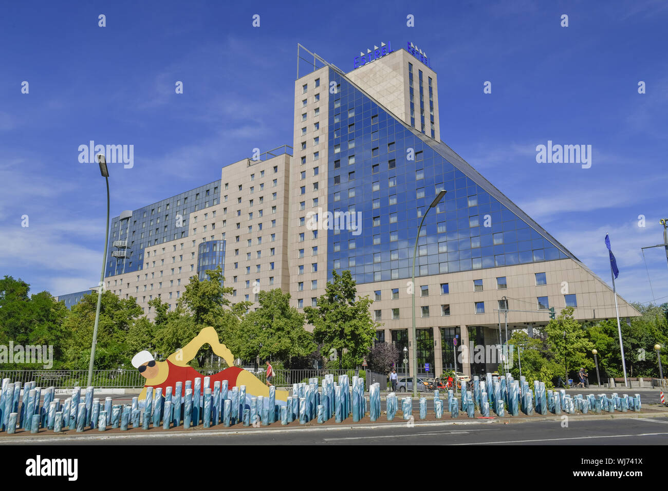Anzeigen, Architektur, Außen, Draußen, Draußen, Außen, Berlin, Berlin-neukölln, Berlin-Neukölln, Deutschland, Estrel, Estrel Hotel, Estrel hot Stockfoto