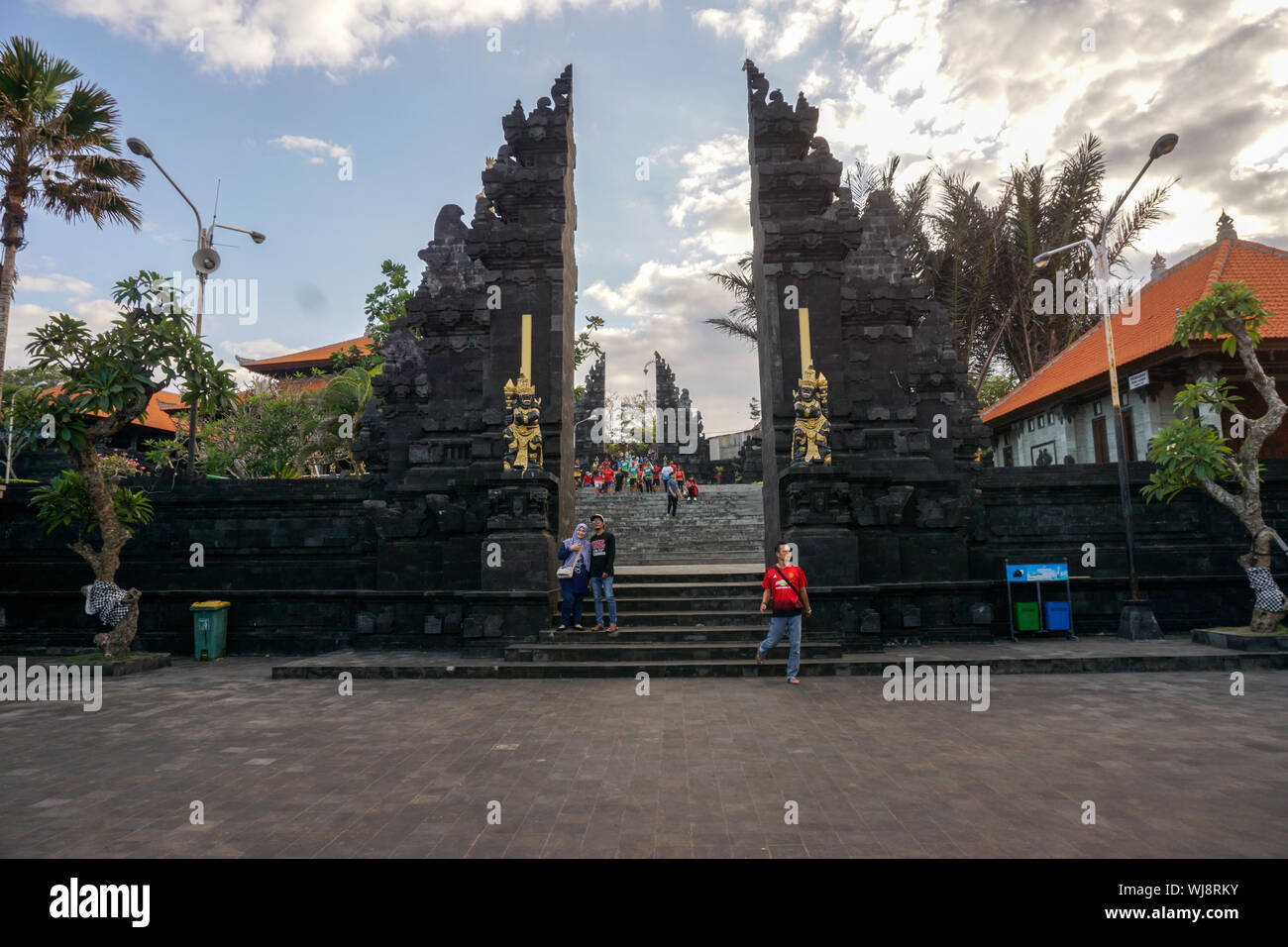 Kuta Beach ist der Strand auf Bali in Indonesien Stockfoto