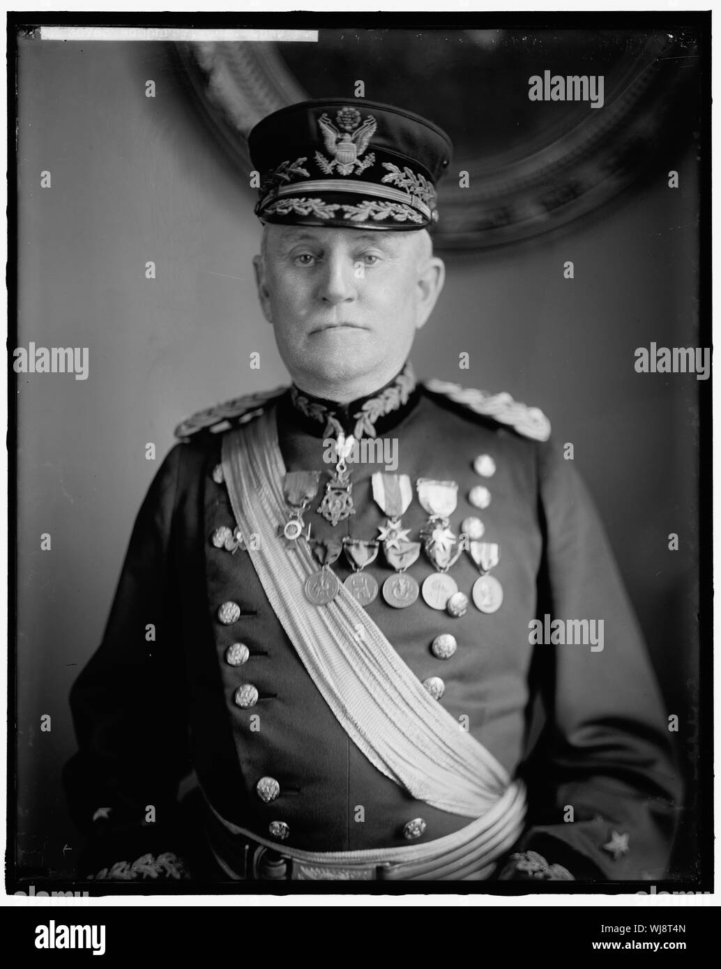 Humphrey charles Ausgeschnittene Stockfotos und bilder Alamy
