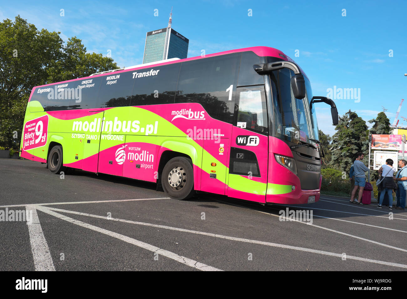 Warschau Polen - die Modlin Bus verkehrt ein Bus Service zwischen Warschauer Stadtzentrum (abgebildet) und Modlin Airport nördlich von Warschau Stockfoto