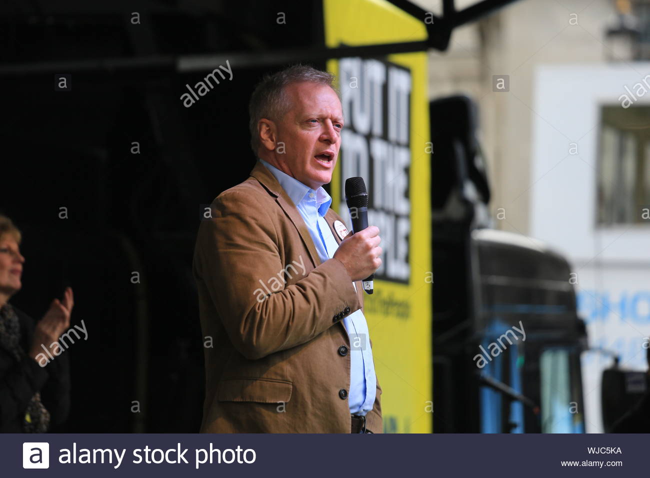 Die volksabstimmung Protest beendet hat am Westminster Westminster. Viele bekannte Referenten einschließlich Tom Watson und Nicola Sturgeon sprach zu der Masse t Stockfoto