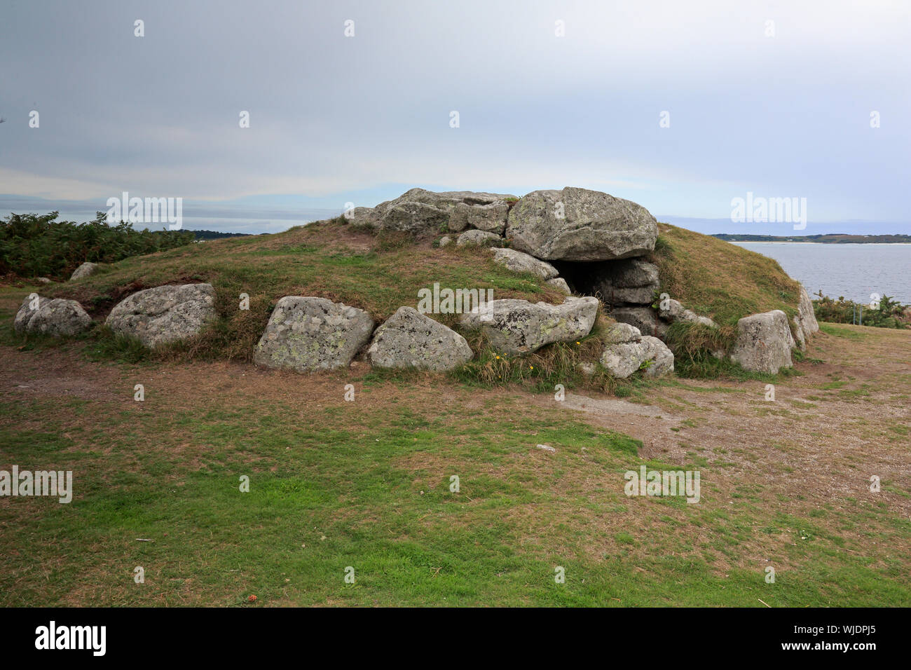 Innisidgen Grabkammer auf St Mary's Scilly Stockfoto