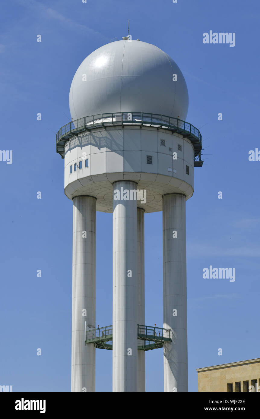 Flughafen, Aussicht, Außen, Draußen, Draußen, Außen, Berlin, Deutschland, Flughafen, Radar, Radar Tower, Temple Court, Tempelhofer, Tempelhofer fiel Stockfoto