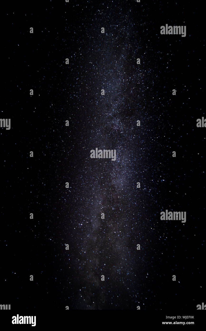 Schöne milchstrasse Sterne und Sternbilder in der Nacht geschossen weg von der Lichtverschmutzung in der Stadt Stockfoto Schöne milchstrasse Sterne und Sternbilder in der Nacht geschossen weg von der Lichtverschmutzung in der Stadt Stockfoto
