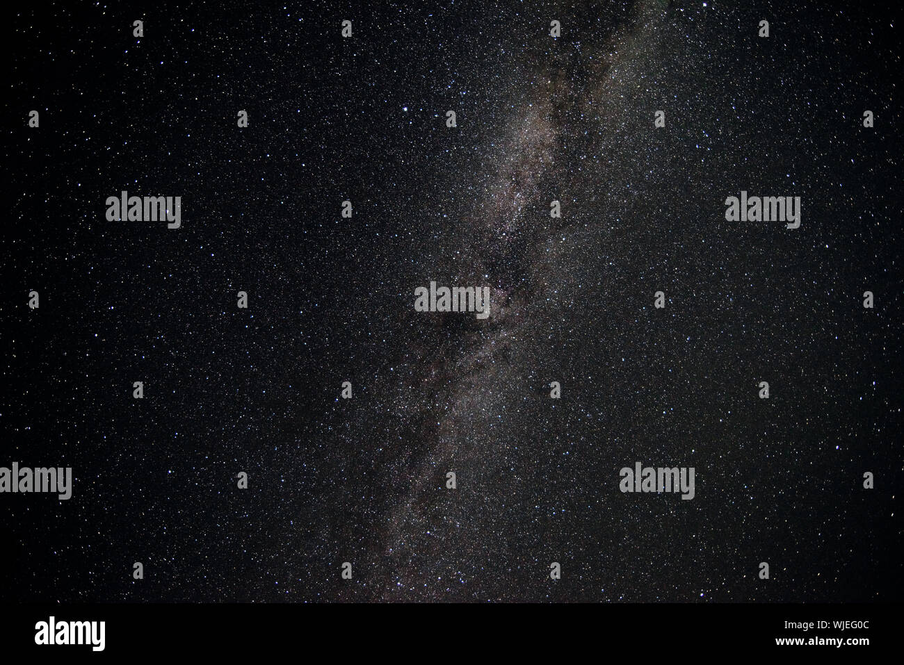 Schöne milchstrasse Sterne und Sternbilder in der Nacht geschossen weg von der Lichtverschmutzung in der Stadt Stockfoto Schöne milchstrasse Sterne und Sternbilder in der Nacht geschossen weg von der Lichtverschmutzung in der Stadt Stockfoto