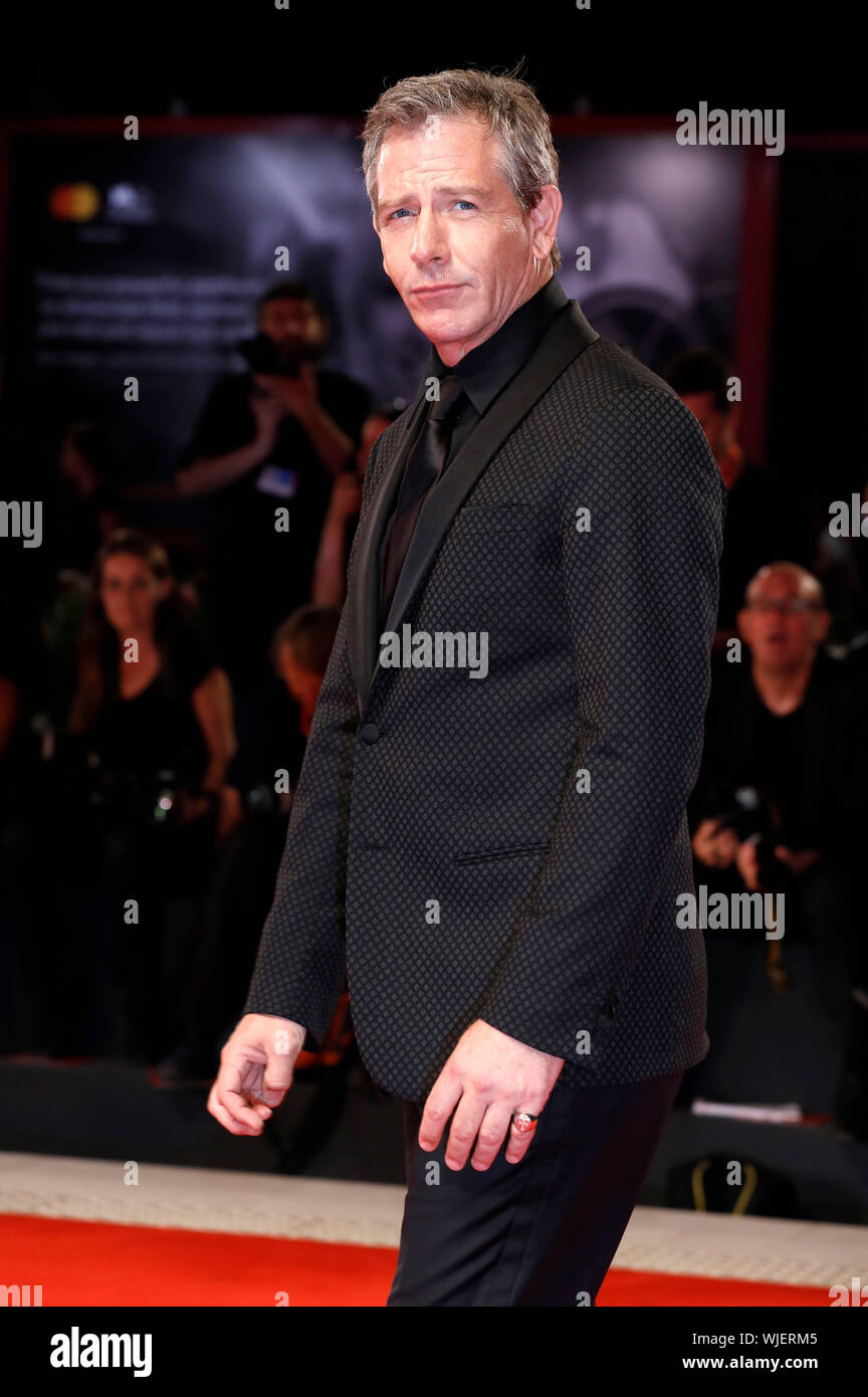 Venedig, Italien. 02 Sep, 2019. Ben Mendelsohn Teilnahme an "der König" Premiere auf der 76. Internationalen Filmfestspielen Venedig Palazzo del Casino am 2. September 2019 in Venedig, Italien. Credit: Geisler-Fotopress GmbH/Alamy leben Nachrichten Stockfoto