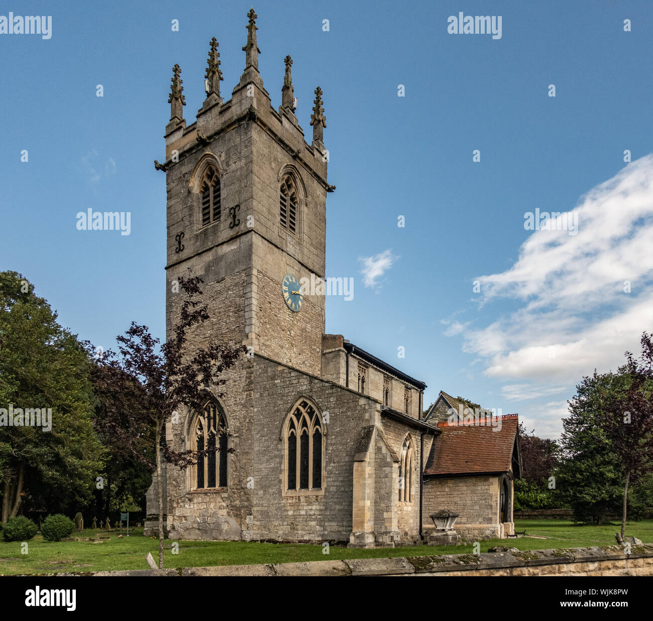 Die Außenseite des St. Peter's Kirche, Clayworth, Retford, Nottinghamshire Stockfoto